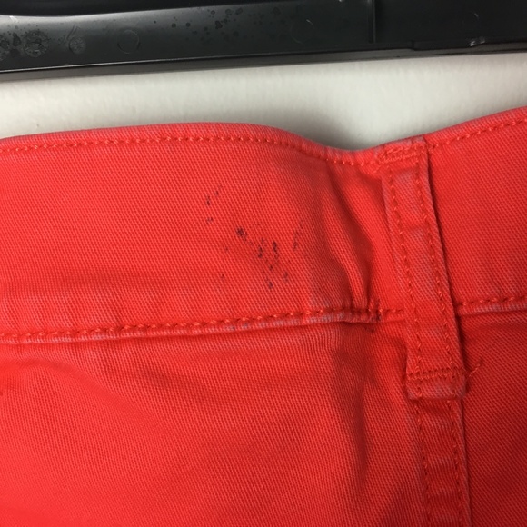Express Red Shorts - Picture 6 of 8